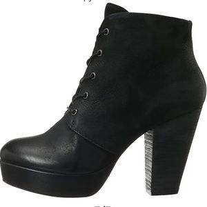 Steve Madden - Black Raspy Boot
